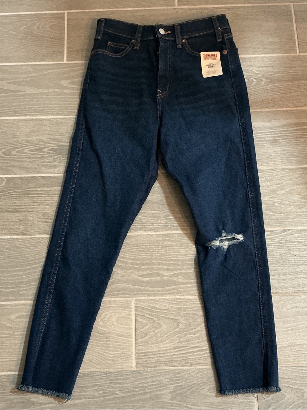 Signature by Levi Strauss Dark Blue High-Rise Skinny Distressed Jeans Sz 4/W27